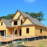 Dlaczego warto budować drewniane domy?